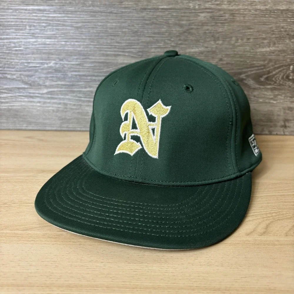 Notre Dame Fighting Irish Hat‎ Cap Fitted Medium Green Baseball The Game